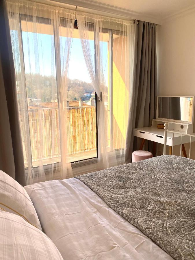 Bergson Top - Appart 80M2, 2 Grandes Chambres, Entierement Renovee Et Equipee, Lumineux, Wifi, Balcon, Calme, Vue Imprenable Сент-Этьен Экстерьер фото